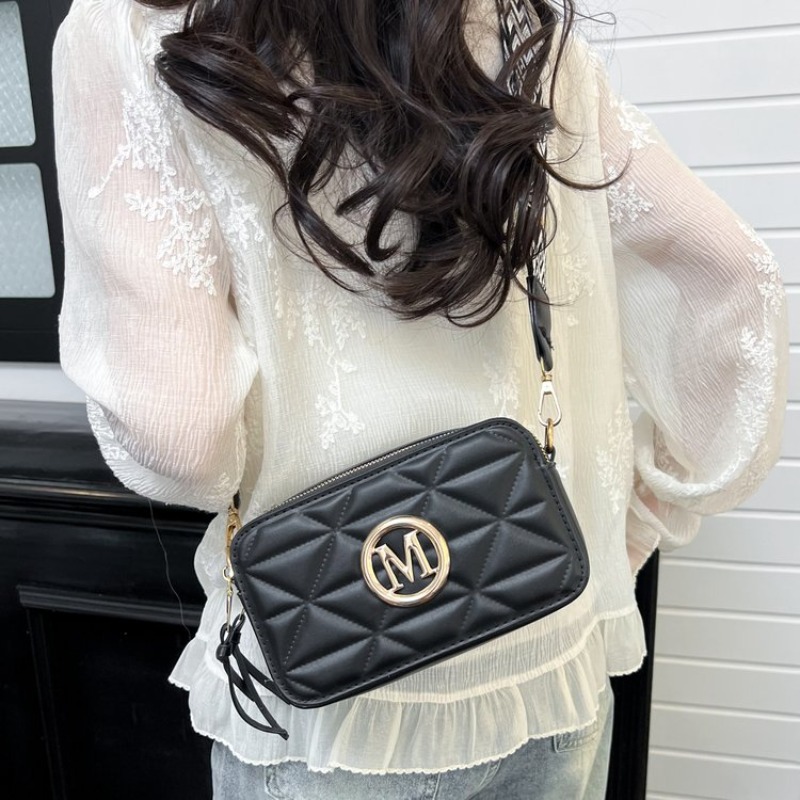 Klassische Elegante Wickeltasc – Luxury Bags Sale Bewertung und Preis