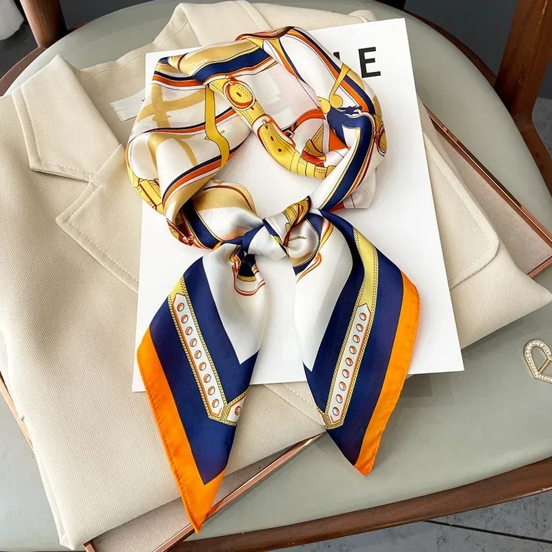 Luxuriöses Design: Schmaler Se – Luxury Bags Brand Bewertung und Preis
