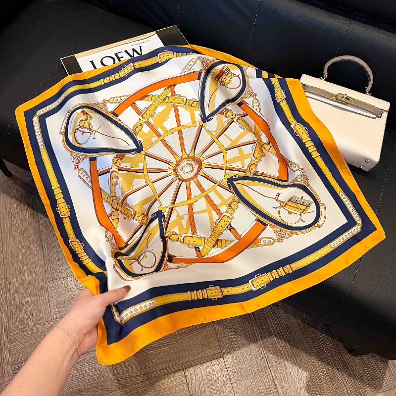 Luxuriöses Design: Schmaler Se – Luxury Bags Brand Bewertung und Preis