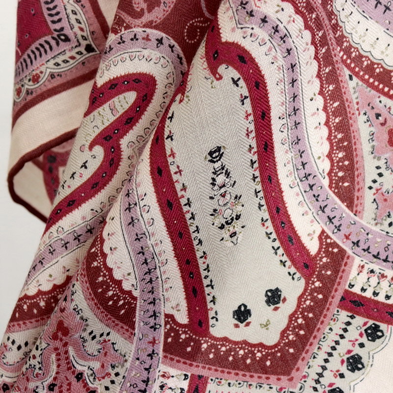 Paisley Kleiner Halstuch 65CM  – Luxury Bags Design Bewertung und Preis