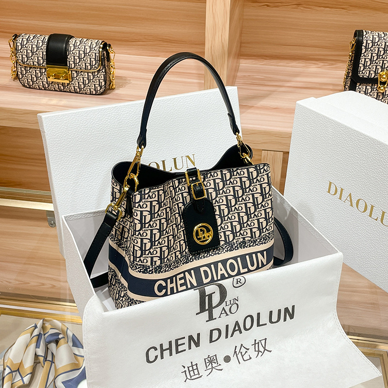Beliebte Klassische Damenhandt – Luxury Bags Sale Bewertung und Preis